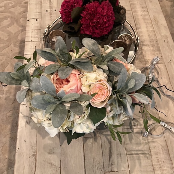 Gorgeous high quality flower arrangement - Picture 3 of 13